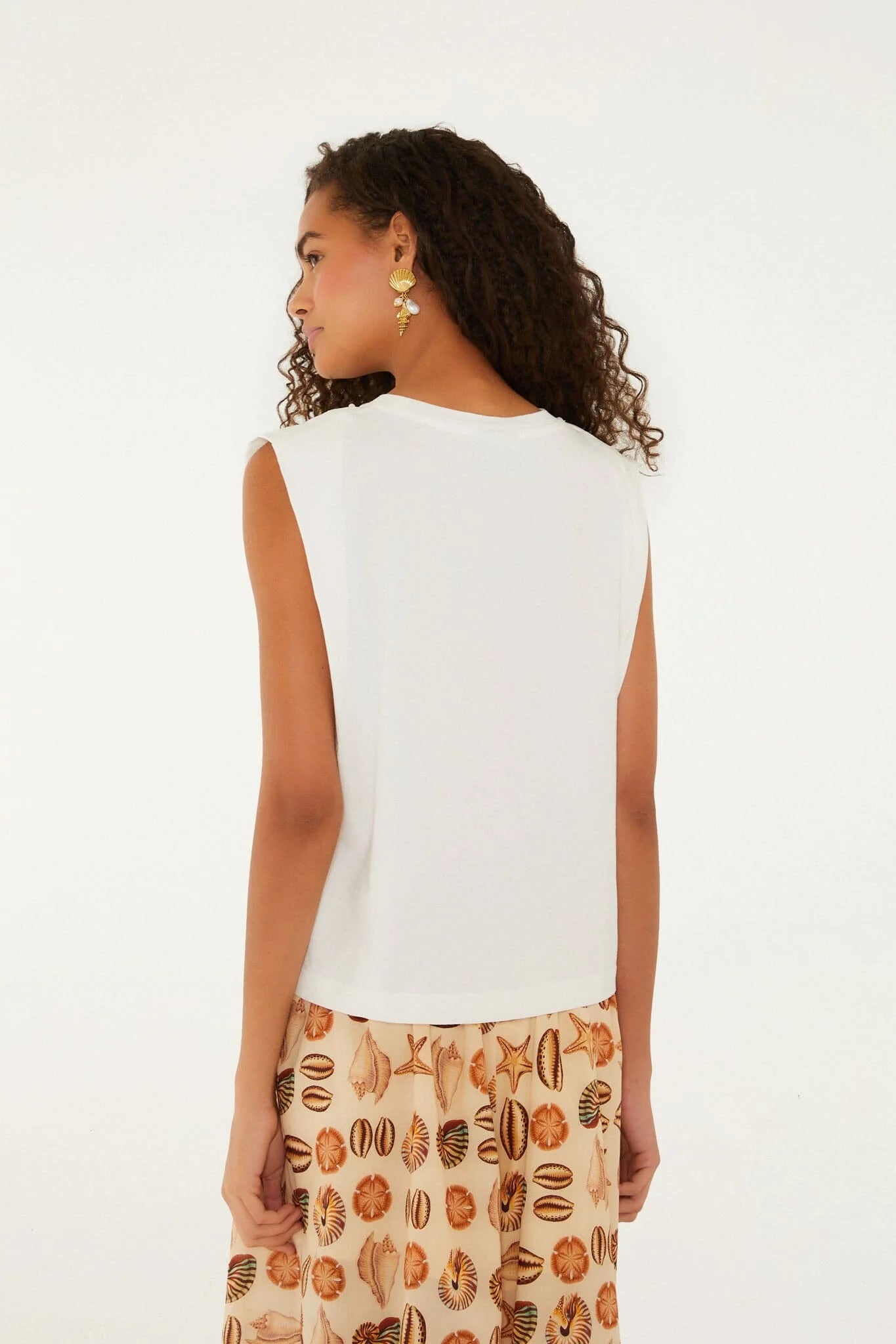 Farm Rio Off-White Seashell Embroidery Padded Shoulders T-Shirt