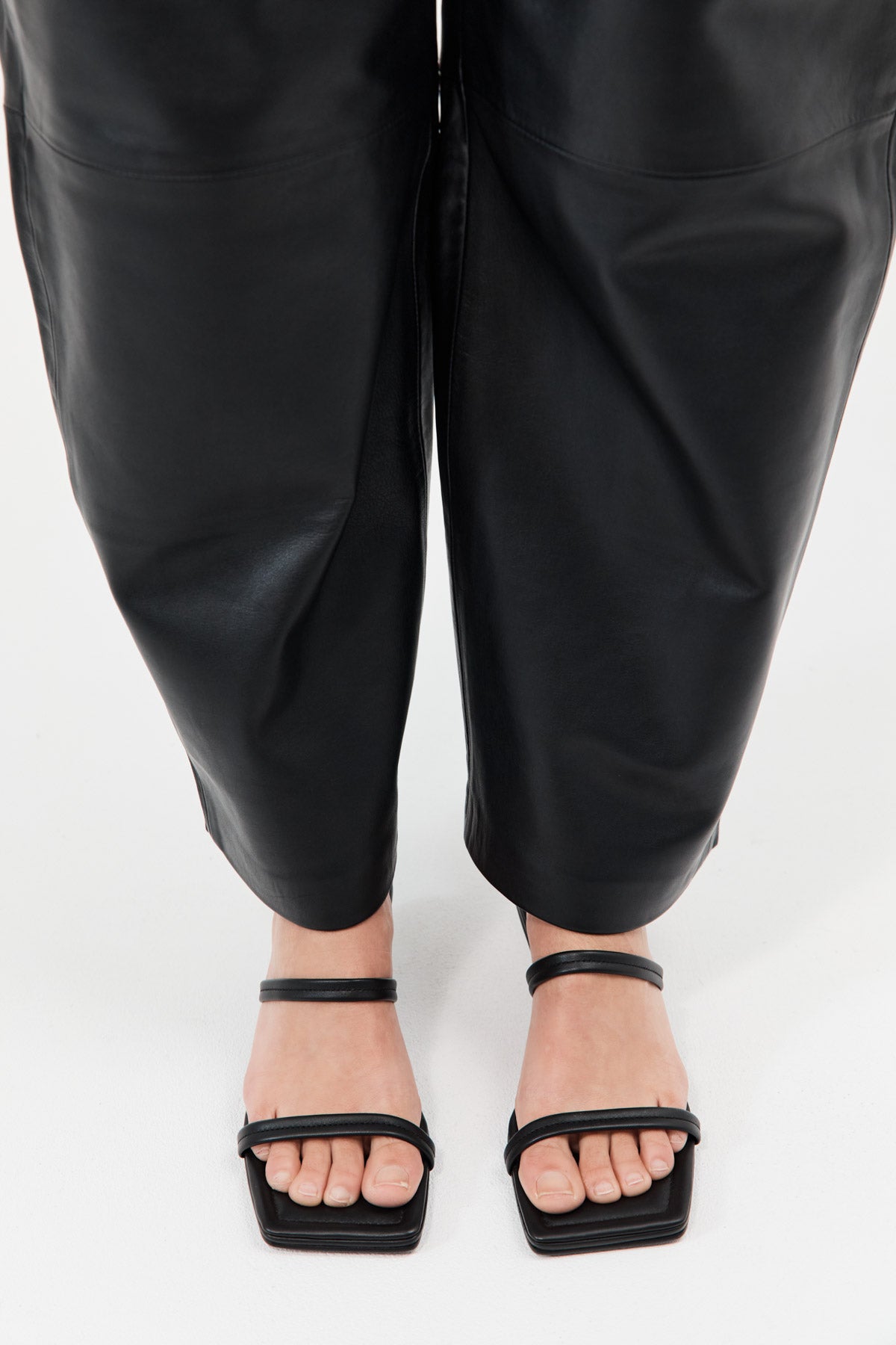 St. Agni Fine Strap Kitten Heel - Black