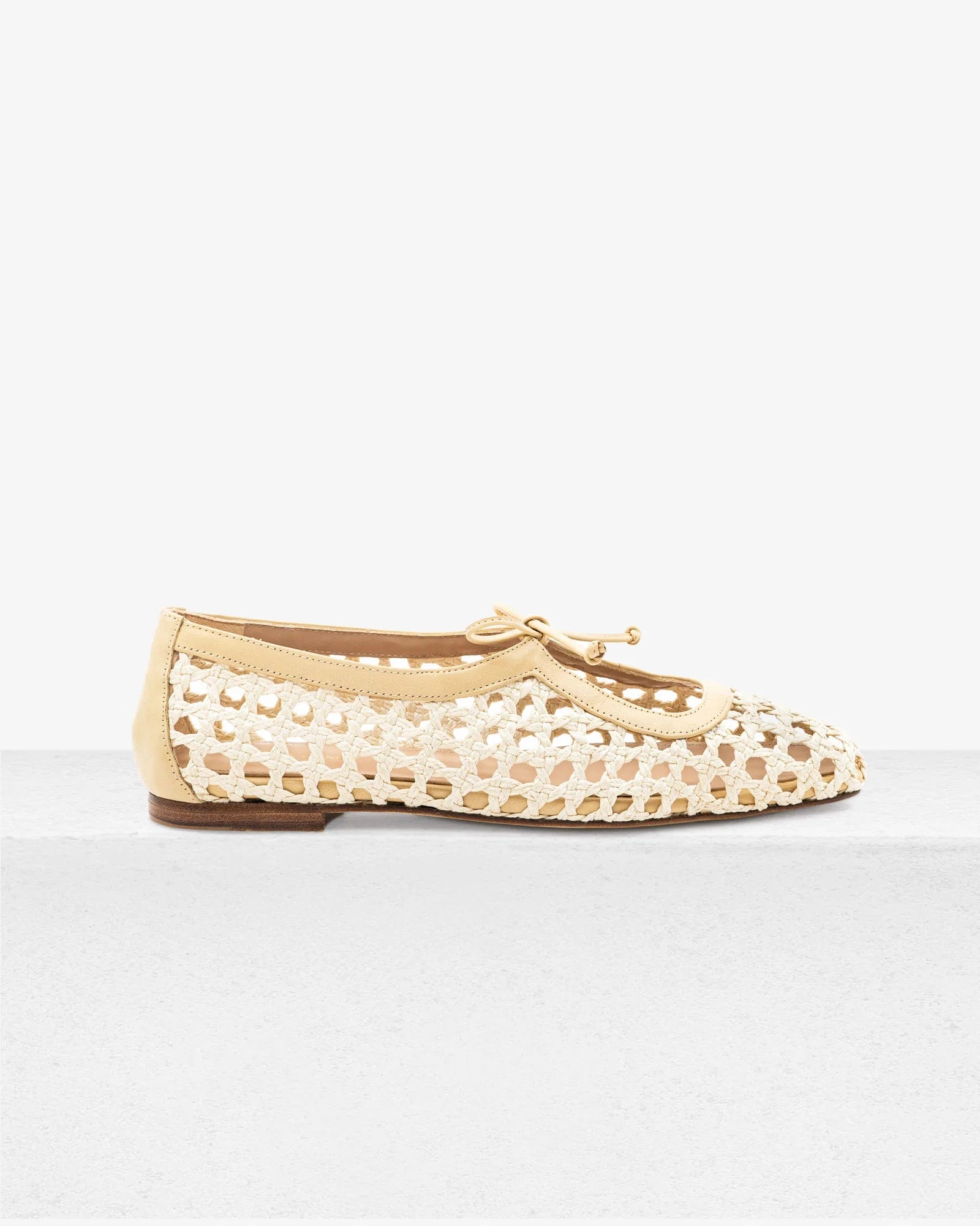 Andrea Gomez Amelia Natural Raffia