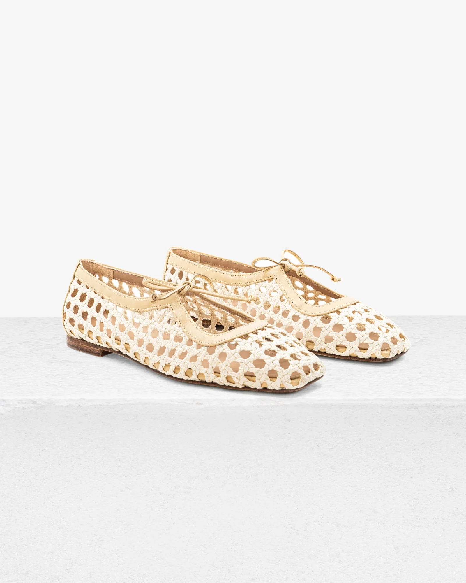 Andrea Gomez Amelia Natural Raffia