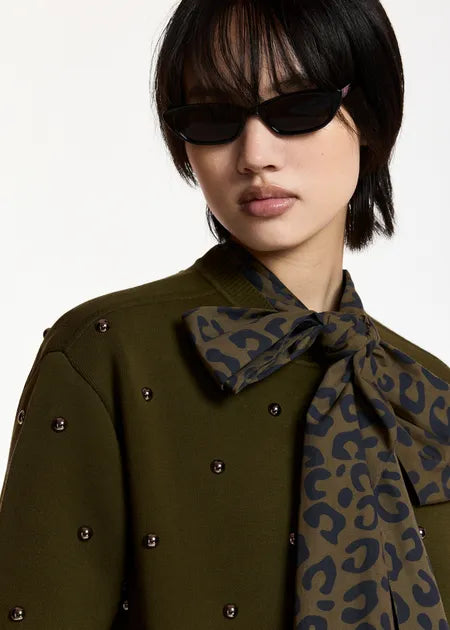Essential Antwerp Klou pullover with studs